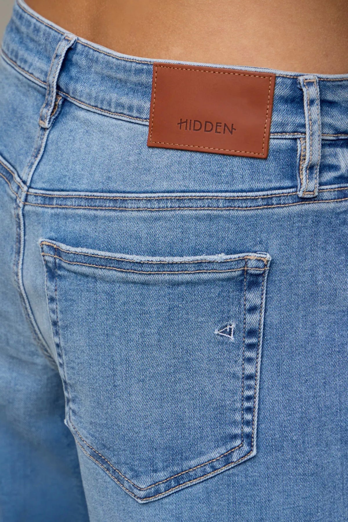 Hidden Finished Hem Wide Leg Jean