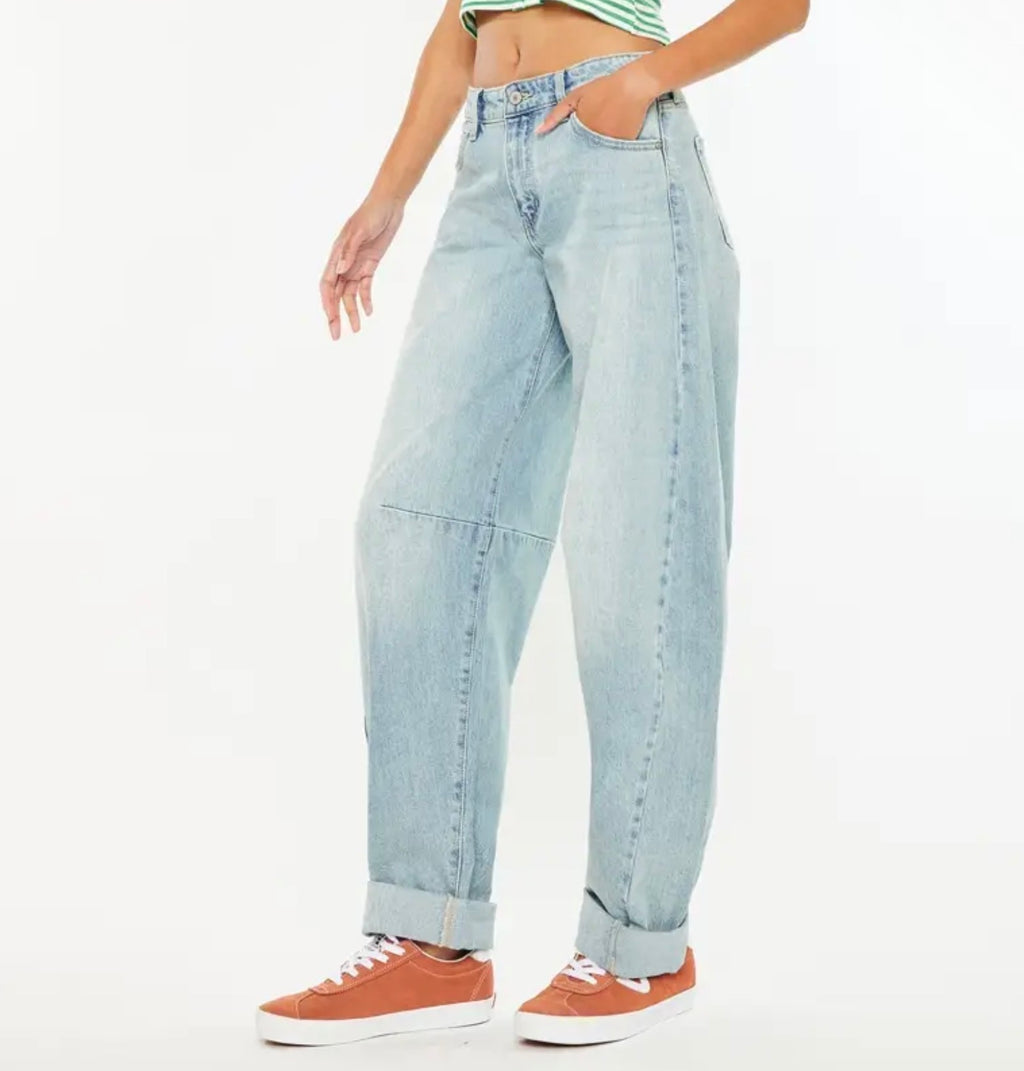 KanCan Low Slung Horseshoe Jean
