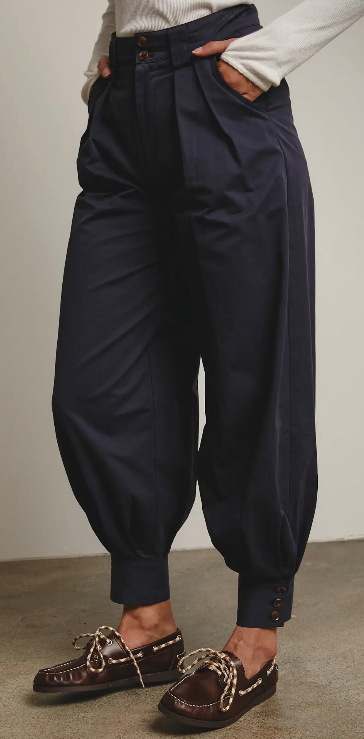 Tapered Pants