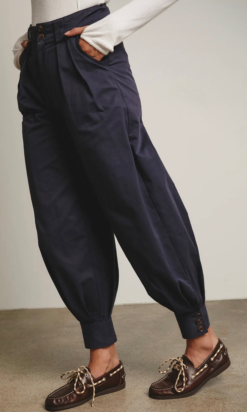 Tapered Pants